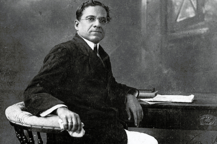 Know More about Dadasaheb Phalke the man behind the first film factory